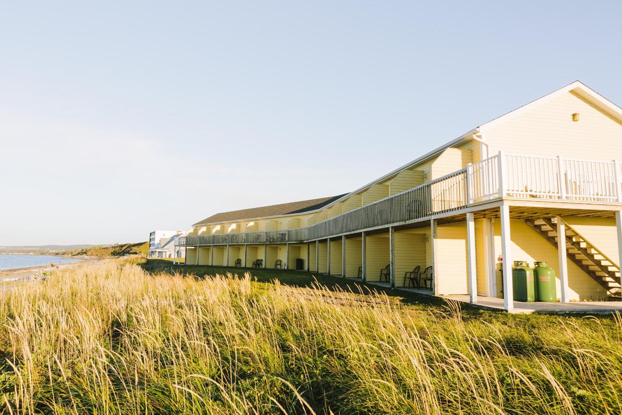 Pavillon Sur Mer Par Riotel Matane Luaran gambar